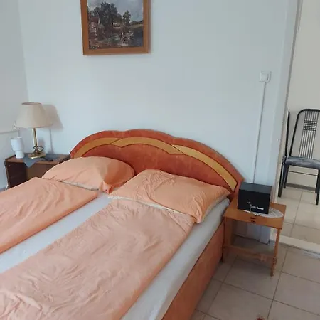 Πανσιόν Malomtavi Vendeghaz *